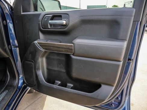 Used 2021 Chevrolet Silverado 1500 LT w/ Z71 Off-Road Package image 17