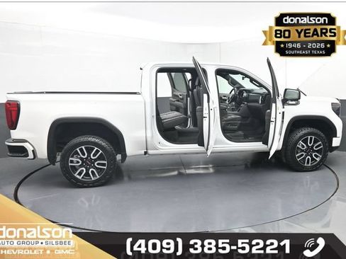 Used 2024 GMC Sierra 1500 AT4 w/ Technology Package AWD/4WD image 21