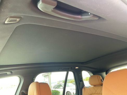 Used 2024 BMW X5 sDrive40i w/ M Sport Package RWD image 21