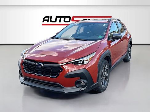 Used 2025 Subaru Crosstrek 2.5i Premium AWD/4WD image 3