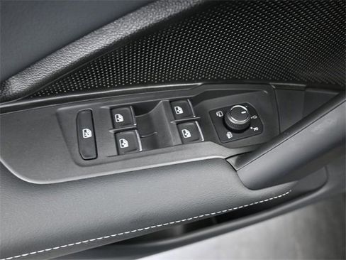 New 2026 Volkswagen Tiguan SEL R-Line image 13