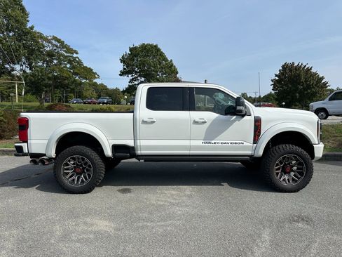 Used 2024 Ford F250 Lariat w/ Lariat Ultimate Package image 8
