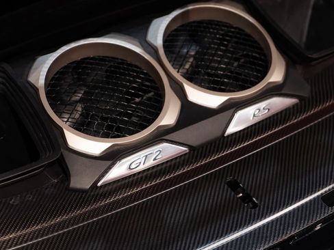 Used 2018 Porsche 911 GT2 RS RWD image 25