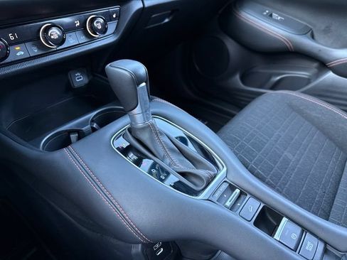 Certified 2024 Honda HR-V Sport image 24