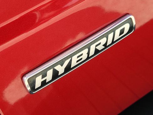 Used 2022 Ford Maverick Lariat w/ Lariat Luxury Package FWD image 13