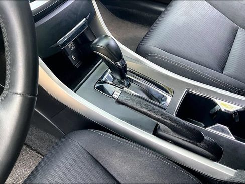 Used 2014 Honda Accord Sport image 20