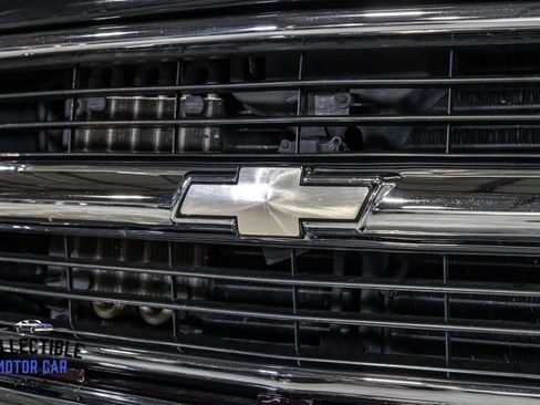 Used 1997 Chevrolet Suburban 2WD w/ Preferred Equipment Group 3 image 30