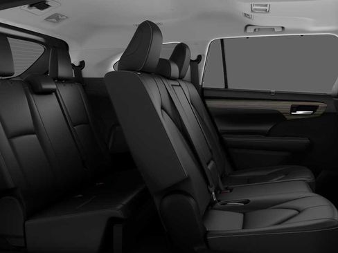 New 2026 Toyota Highlander Limited image 21