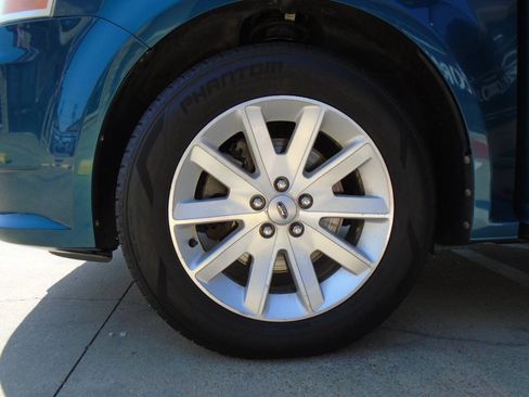 Used 2011 Ford Flex SEL w/ Rapid Spec Order Code FWD image 29