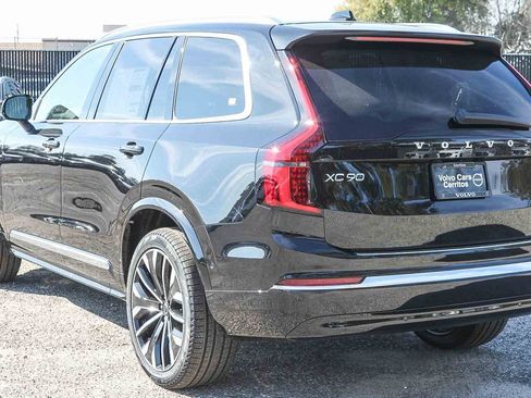 New 2026 Volvo XC90 T8 Ultra w/ Protection Package Premier AWD/4WD image 8
