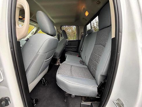 Used 2019 RAM 1500 Big Horn image 17