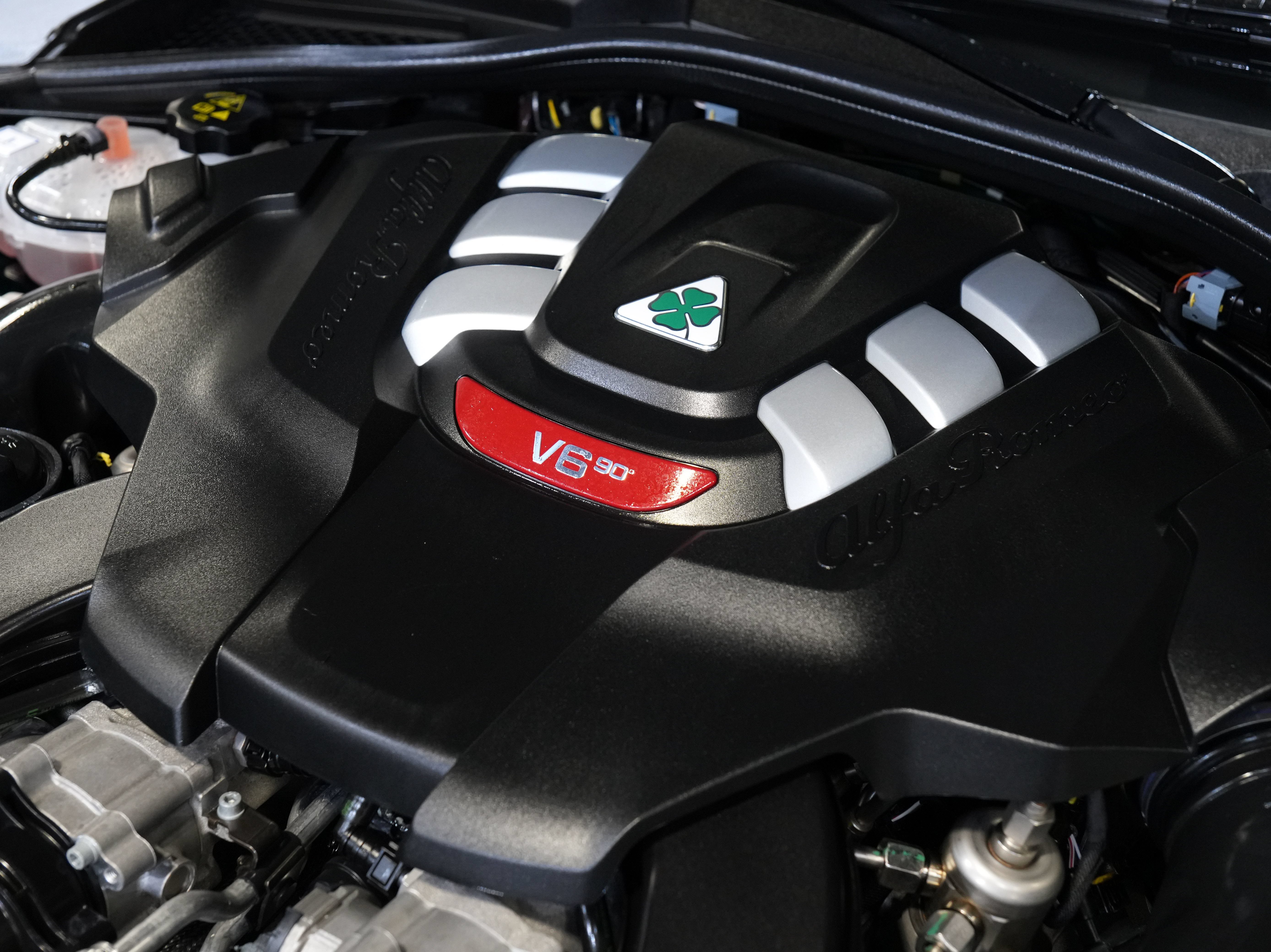 Used 2024 Alfa Romeo Giulia Quadrifoglio RWD image 54