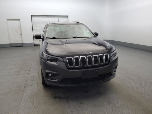 Used 2019 Jeep Cherokee Latitude Plus w/ Cold Weather Group image 14