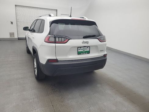 Used 2020 Jeep Cherokee Latitude w/ Cold Weather Group image 6