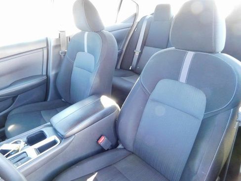 Used 2023 Nissan Sentra SV image 14