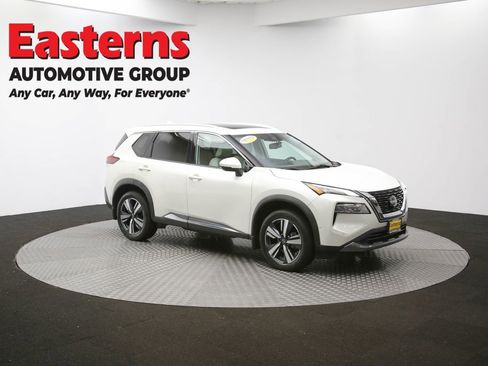 Used 2023 Nissan Rogue SL w/ SL Premium Package image 51