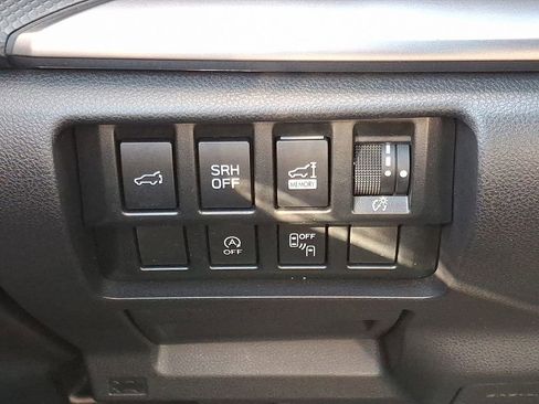 Used 2023 Subaru Forester Premium image 25