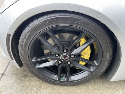 Used 2014 Chevrolet Corvette Stingray Coupe w/ 2LT Preferred Equipment Group image 2