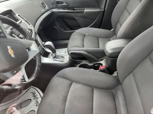 Used 2014 Chevrolet Cruze LT w/ RS Package image 26