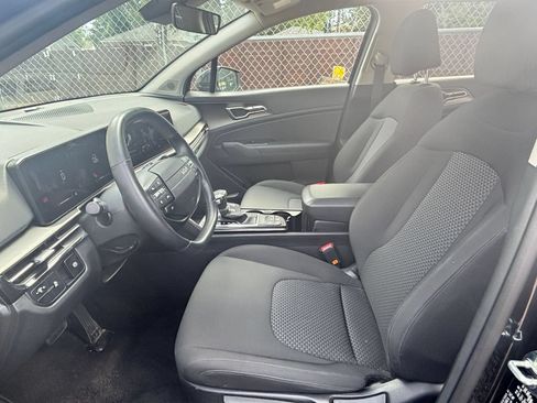 Used 2026 Kia Sportage LX AWD/4WD image 24