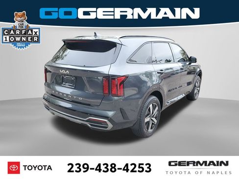Used 2022 Kia Sorento S image 9