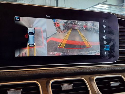 Used 2020 Mercedes-Benz GLE 450 4MATIC image 22