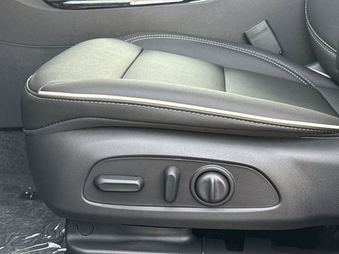 New 2026 Buick Envista Sport Touring w/ Studio Series image 14