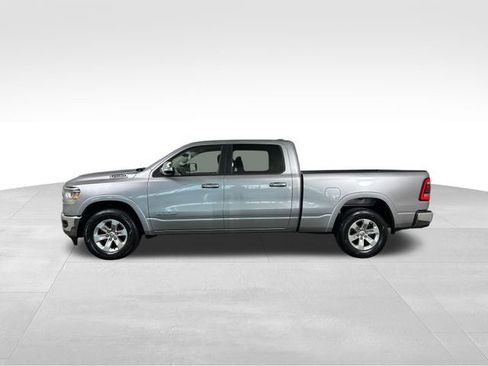 Used 2022 RAM 1500 Laramie AWD/4WD image 3