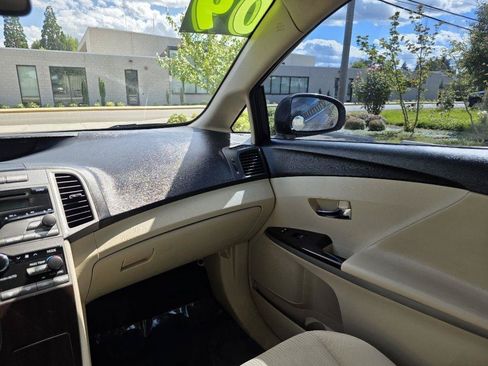 Used 2009 Toyota Venza FWD image 11