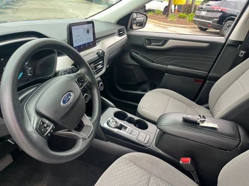 Used 2022 Ford Escape SE FWD image 10