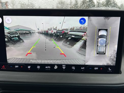 Used 2025 Ford Maverick Tremor image 14