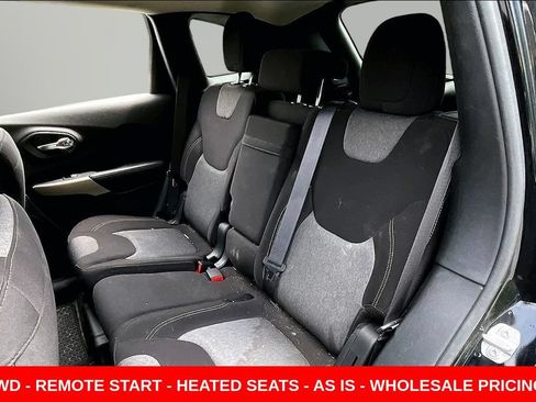 Used 2018 Jeep Cherokee Latitude w/ Altitude Package AWD/4WD image 21