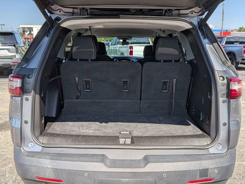 Used 2018 Chevrolet Traverse LT FWD image 25
