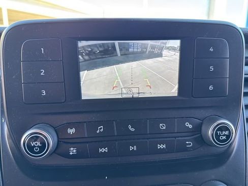 Used 2022 Ford Transit 250 Medium Roof image 21