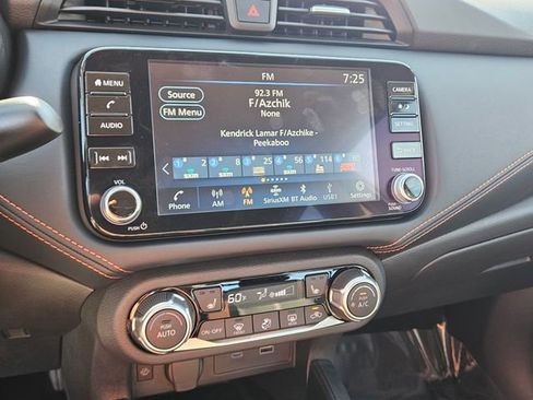 New 2025 Nissan Versa SR w/ Trunk Package image 21