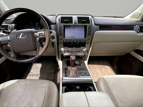 Used 2017 Lexus GX 460 Premium w/ Premium Package AWD/4WD image 7