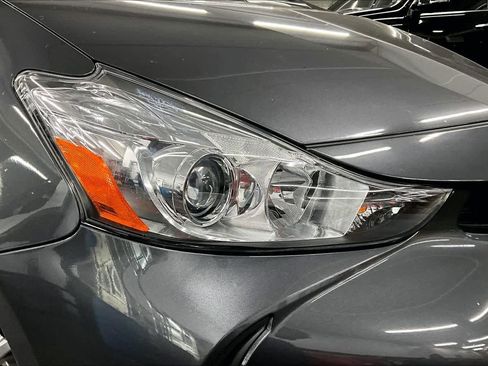 Used 2015 Toyota Prius V Four image 24