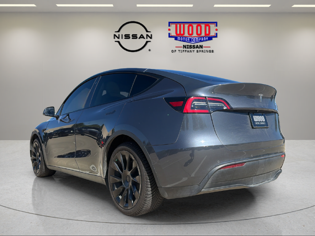 Used 2021 Tesla Model Y Long Range AWD/4WD image 2