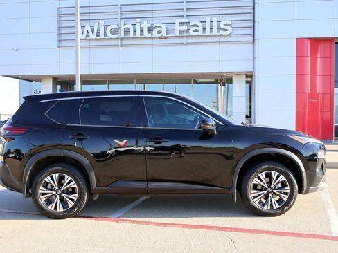 Used 2021 Nissan Rogue SV FWD image 5