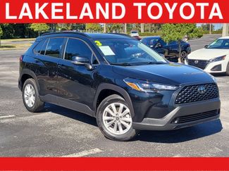 Used 2023 Toyota Corolla Cross LE video 1