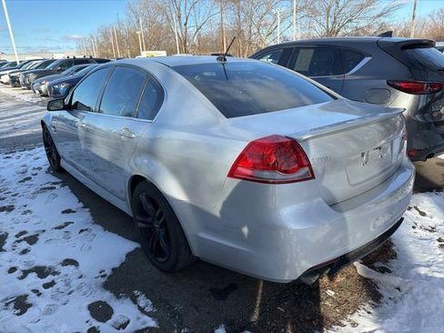Used 2009 Pontiac G8 w/ Premium Package image 4