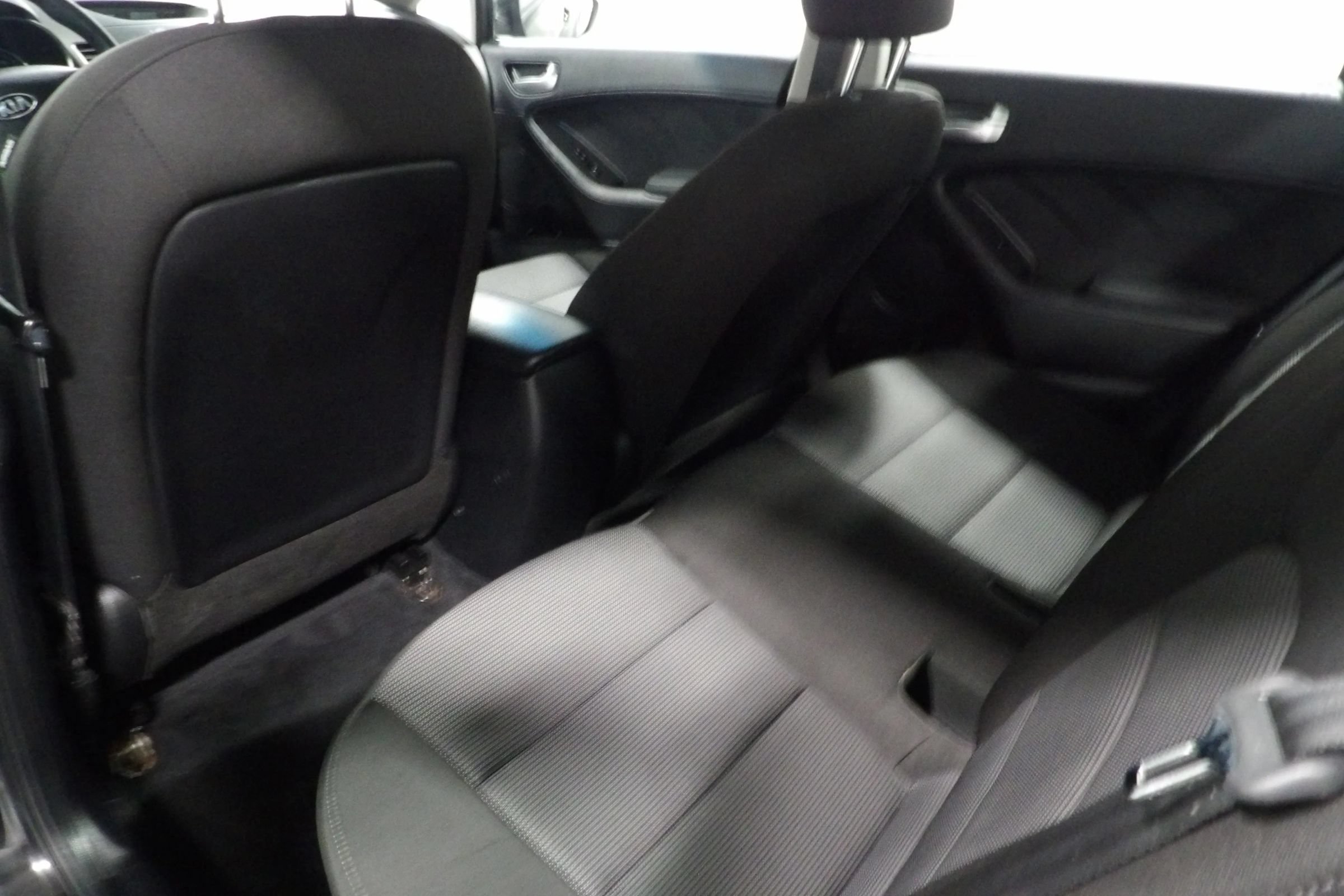 Used 2017 Kia Forte LX FWD image 9