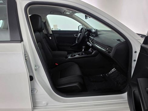 Used 2023 Honda Civic LX image 10