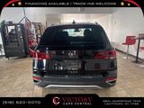 Used 2022 Volkswagen Taos SE image 4