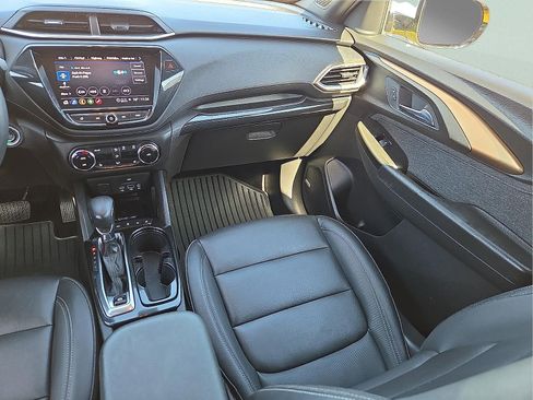 Used 2023 Chevrolet TrailBlazer ACTIV w/ Sun and Liftgate Package image 12