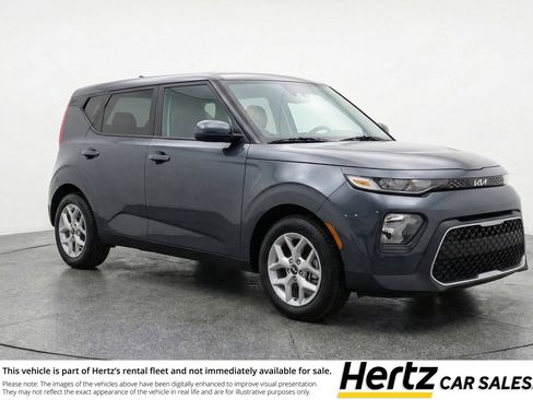 Used 2025 Kia Soul LX w/ LX Technology Package image 1