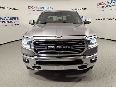 Used 2023 RAM 1500 Laramie AWD/4WD image 2