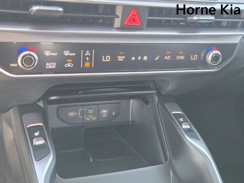 New 2025 Kia Sorento EX w/ EX Panoramic Sunroof Package image 21