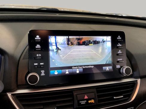 Used 2019 Honda Accord EX-L image 26