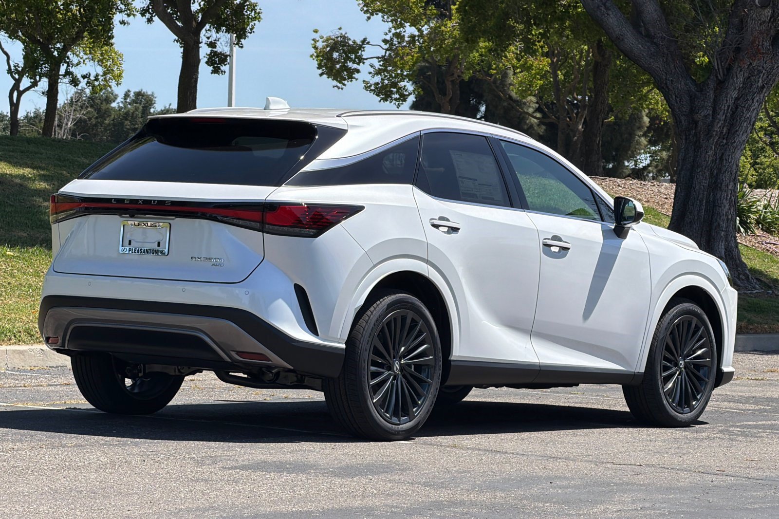 New 2026 Lexus RX 350h AWD/4WD image 5